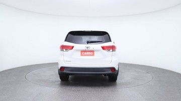 https://vehicle-cdn.autoleague.cloud/3881_1106062_8.jpg
