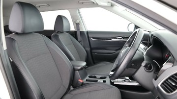 https://vehicle-cdn.autoleague.cloud/3881_1106064_14.jpg