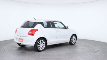 https://vehicle-cdn.autoleague.cloud/3881_1106069_8.jpg