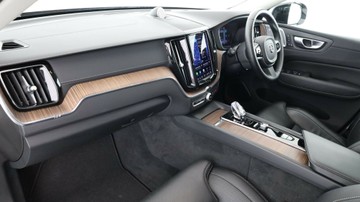 https://vehicle-cdn.autoleague.cloud/3881_1106076_24.jpg