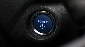 https://vehicle-cdn.autoleague.cloud/3881_1106077_24.jpg