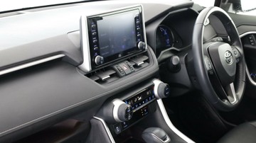 https://vehicle-cdn.autoleague.cloud/3881_1106077_27.jpg