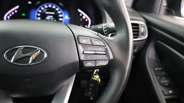 https://vehicle-cdn.autoleague.cloud/3881_1106080_14.jpg