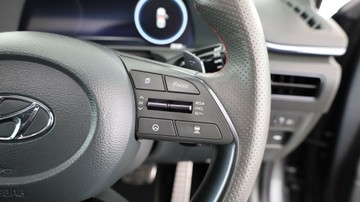 https://vehicle-cdn.autoleague.cloud/3881_1106085_18.jpg
