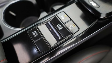 https://vehicle-cdn.autoleague.cloud/3881_1106085_25.jpg