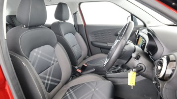 https://vehicle-cdn.autoleague.cloud/3881_1106086_14.jpg