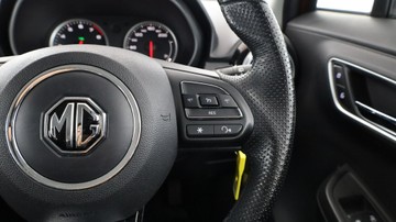 https://vehicle-cdn.autoleague.cloud/3881_1106086_16.jpg