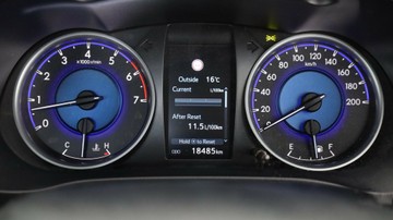 https://vehicle-cdn.autoleague.cloud/3881_1106090_17.jpg
