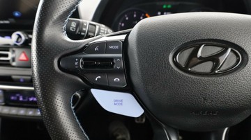https://vehicle-cdn.autoleague.cloud/3881_1106092_18.jpg