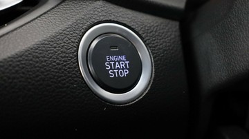 https://vehicle-cdn.autoleague.cloud/3881_1106092_23.jpg