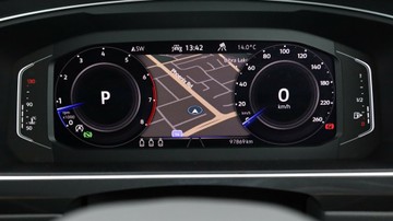 https://vehicle-cdn.autoleague.cloud/3881_1106093_17.jpg