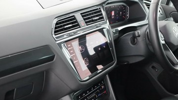 https://vehicle-cdn.autoleague.cloud/3881_1106093_25.jpg