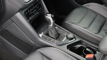 https://vehicle-cdn.autoleague.cloud/3881_1106093_26.jpg