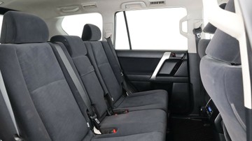 https://vehicle-cdn.autoleague.cloud/3881_1106105_13.jpg
