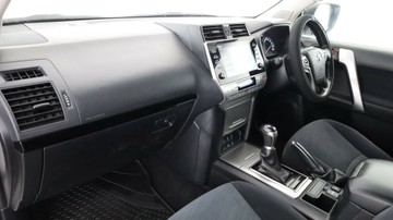 https://vehicle-cdn.autoleague.cloud/3881_1106105_24.jpg