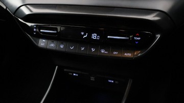 https://vehicle-cdn.autoleague.cloud/3881_1106110_22.jpg