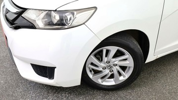 https://vehicle-cdn.autoleague.cloud/3881_1106112_3.jpg