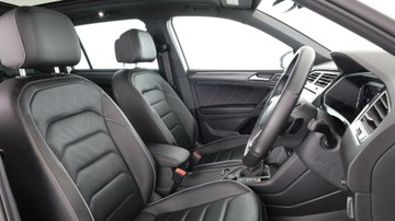 https://vehicle-cdn.autoleague.cloud/3881_1106116_13.jpg