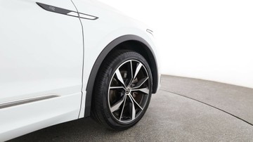 https://vehicle-cdn.autoleague.cloud/3881_1106116_5.jpg