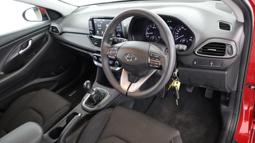 https://vehicle-cdn.autoleague.cloud/3881_1106120_15.jpg