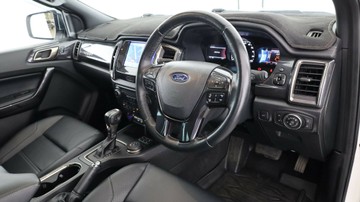 https://vehicle-cdn.autoleague.cloud/3881_1106121_19.jpg