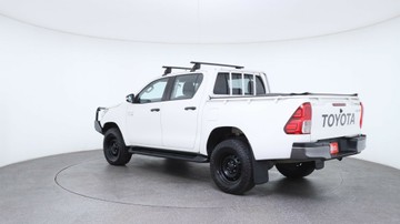 https://vehicle-cdn.autoleague.cloud/3881_1106123_7.jpg