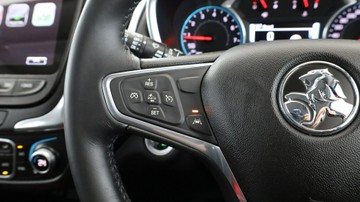https://vehicle-cdn.autoleague.cloud/3881_1106131_18.jpg