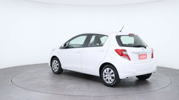 https://vehicle-cdn.autoleague.cloud/3881_1106136_7.jpg
