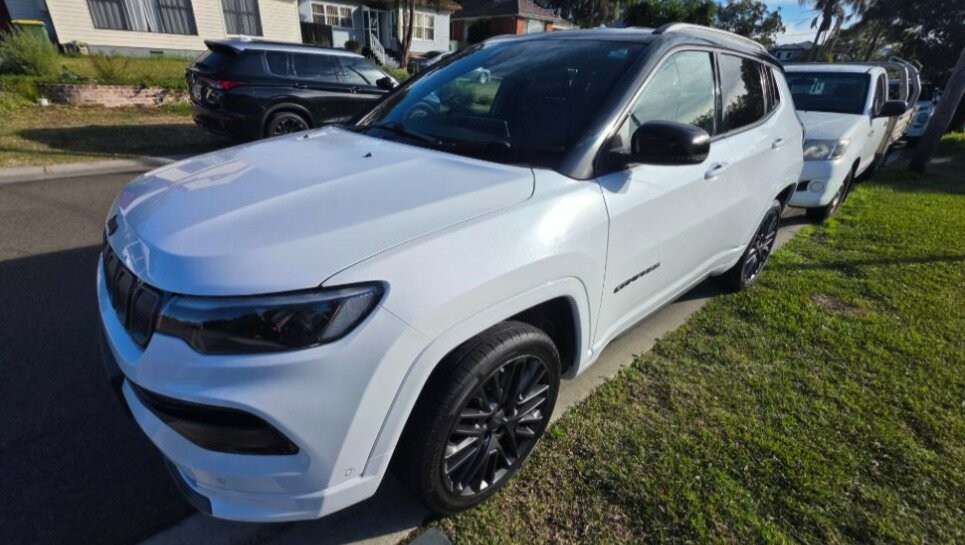 Jeep Compass image 2