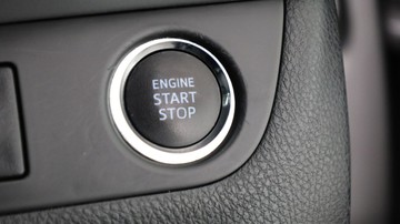 https://vehicle-cdn.autoleague.cloud/3881_1106140_21.jpg