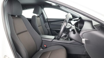 https://vehicle-cdn.autoleague.cloud/3881_1106143_15.jpg