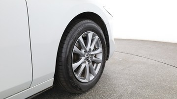 https://vehicle-cdn.autoleague.cloud/3881_1106143_6.jpg