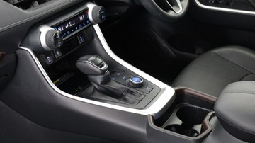 https://vehicle-cdn.autoleague.cloud/3881_1106148_26.jpg