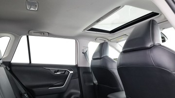 https://vehicle-cdn.autoleague.cloud/3881_1106148_27.jpg