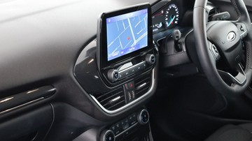 https://vehicle-cdn.autoleague.cloud/3881_1106151_24.jpg