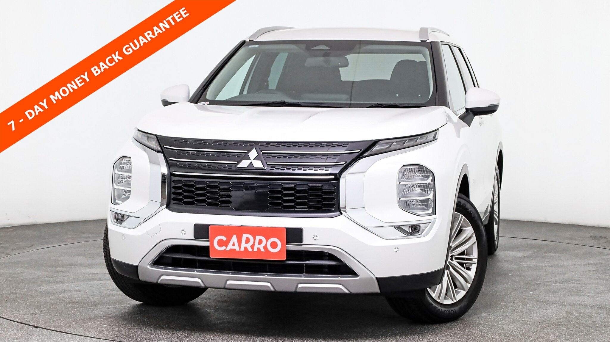 Mitsubishi Outlander image 1