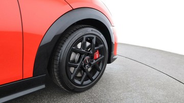 https://vehicle-cdn.autoleague.cloud/3881_1106171_6.jpg