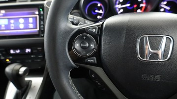 https://vehicle-cdn.autoleague.cloud/3881_1106218_18.jpg