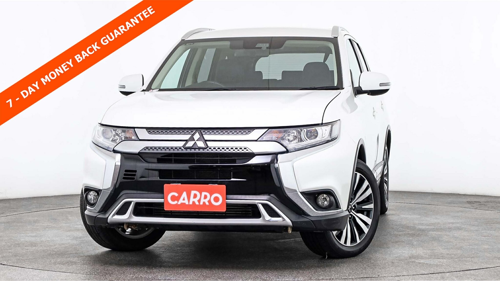 Mitsubishi Outlander image 1