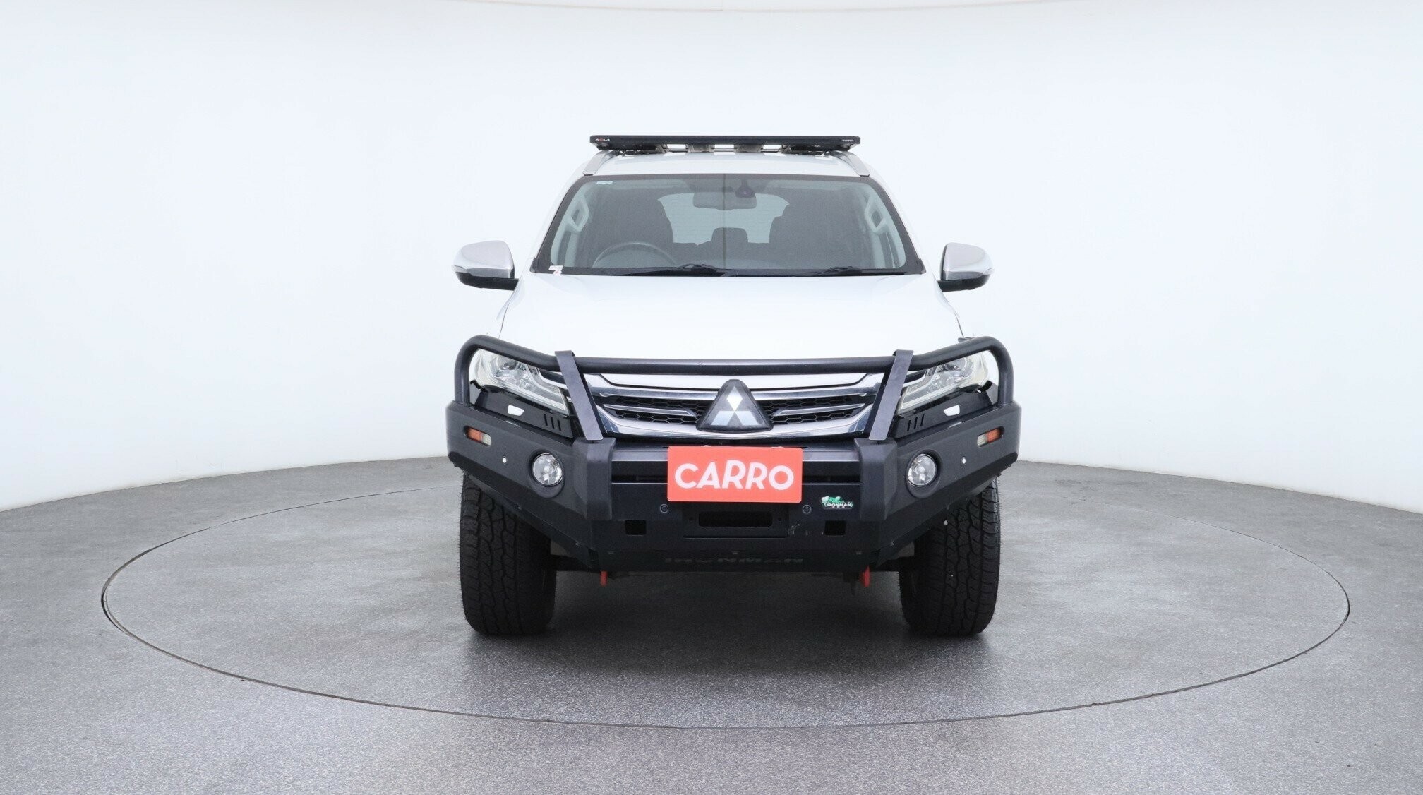 Mitsubishi Pajero Sport image 4
