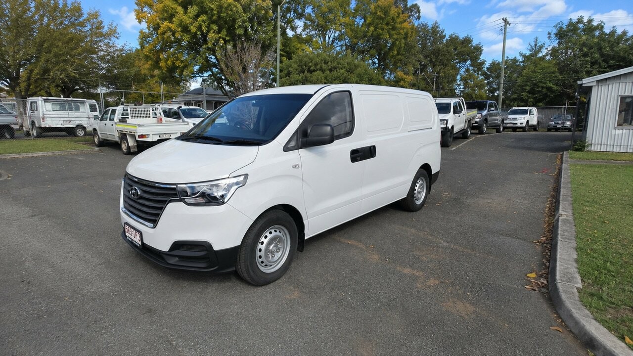 Hyundai Iload image 2