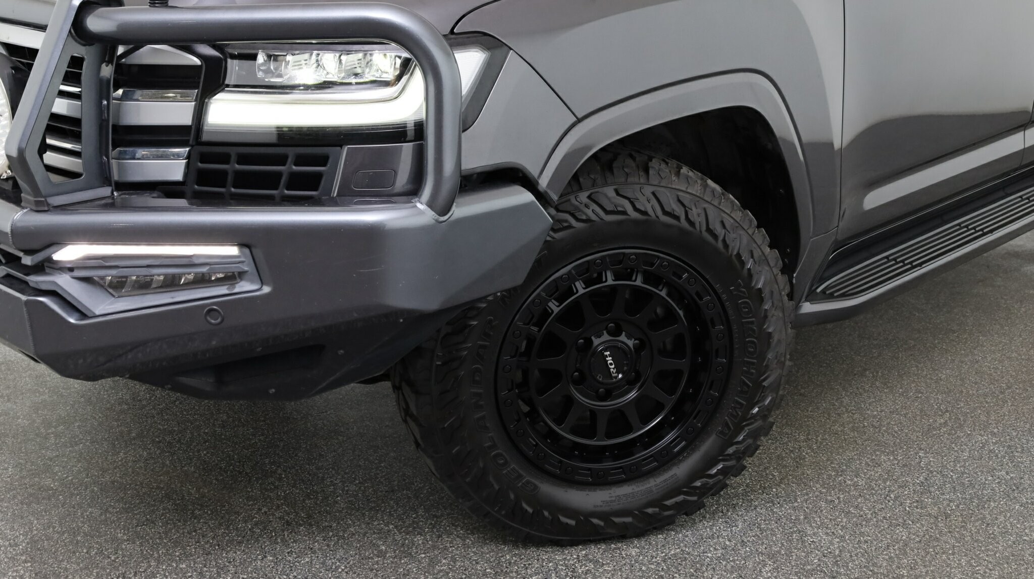 Toyota Landcruiser image 3