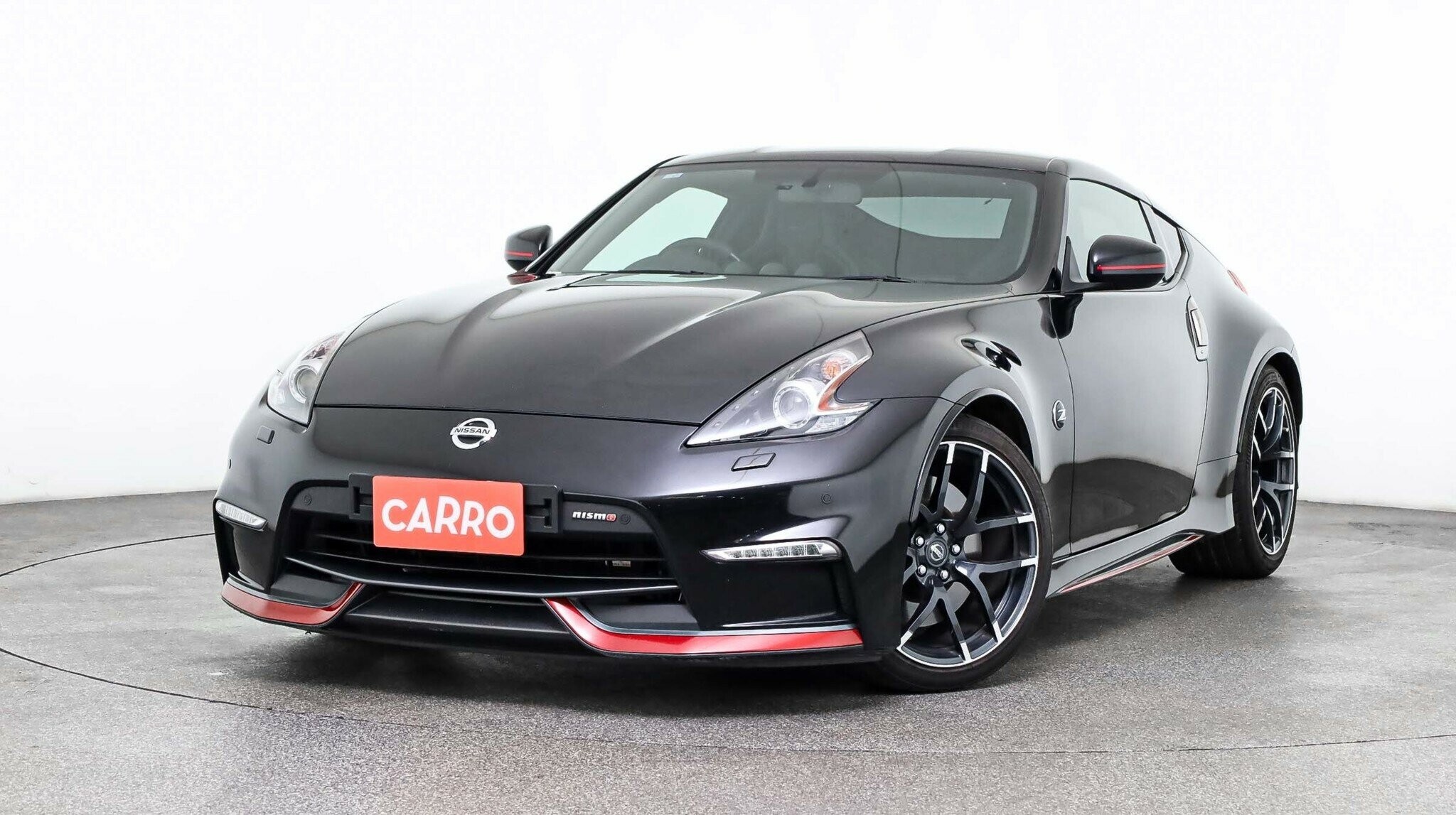Nissan 370z image 2