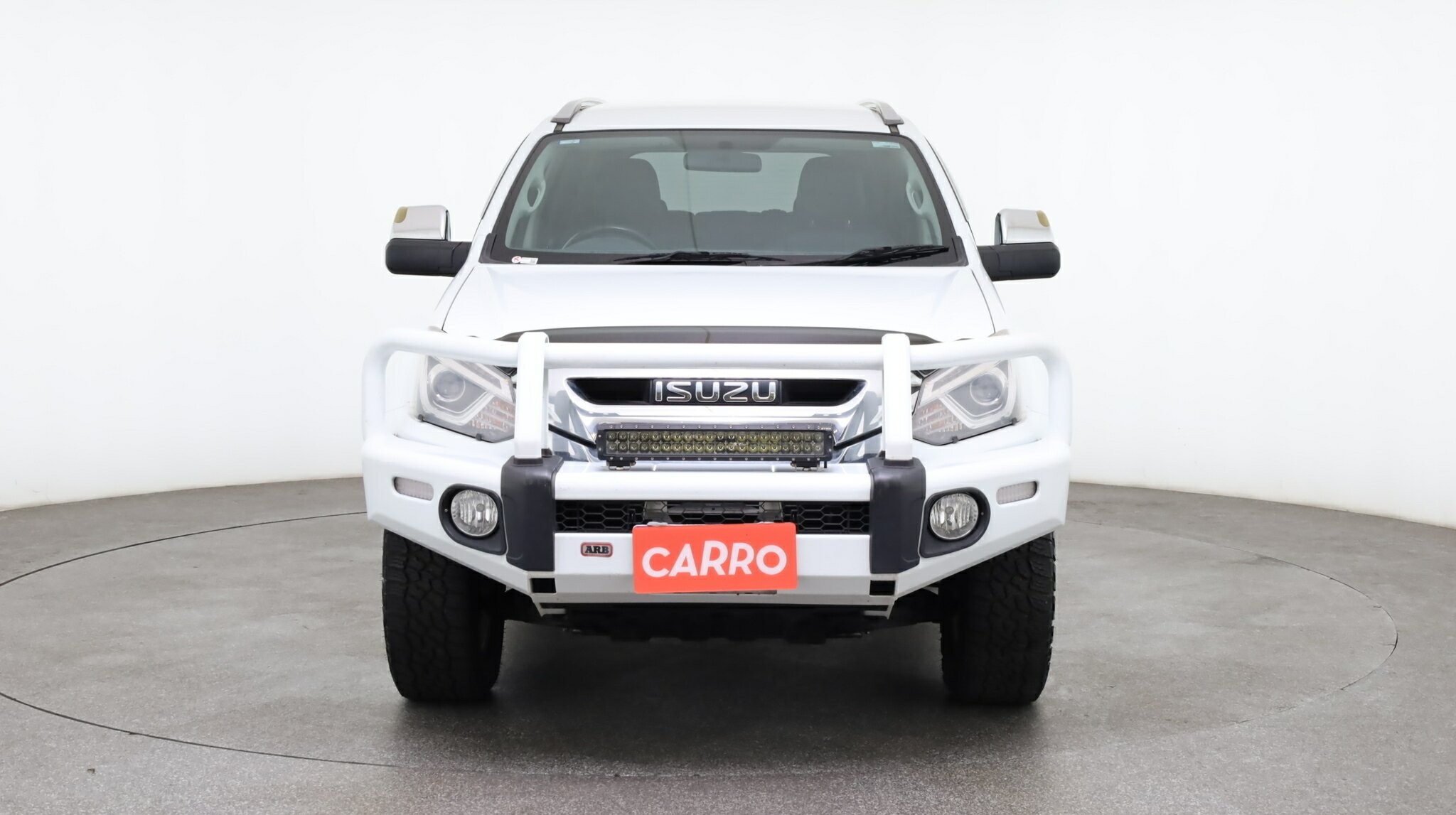 Isuzu Mu-x image 3
