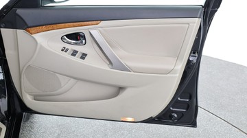 https://vehicle-cdn.autoleague.cloud/3881_1106360_13.jpg