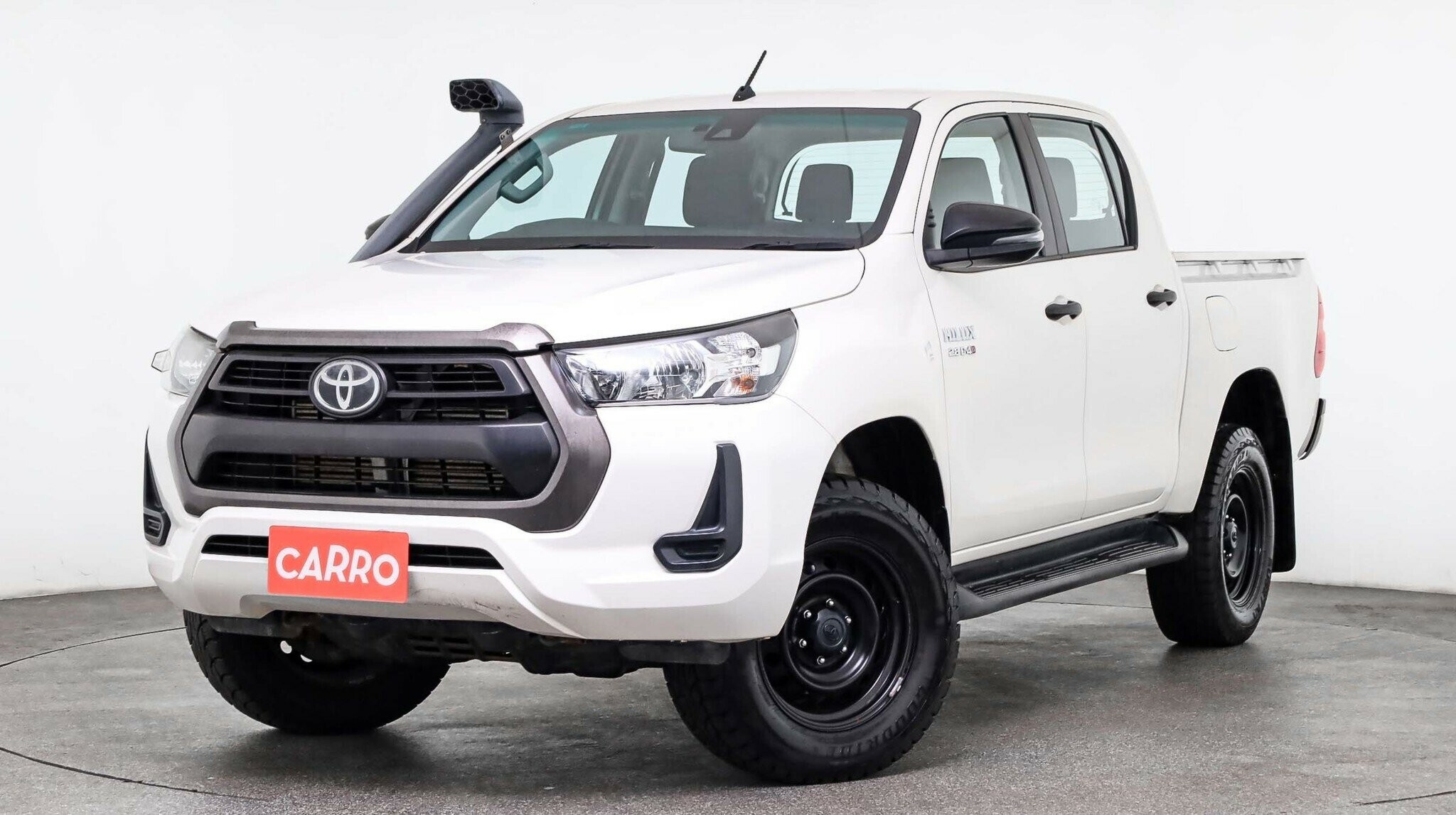 Toyota Hilux image 2