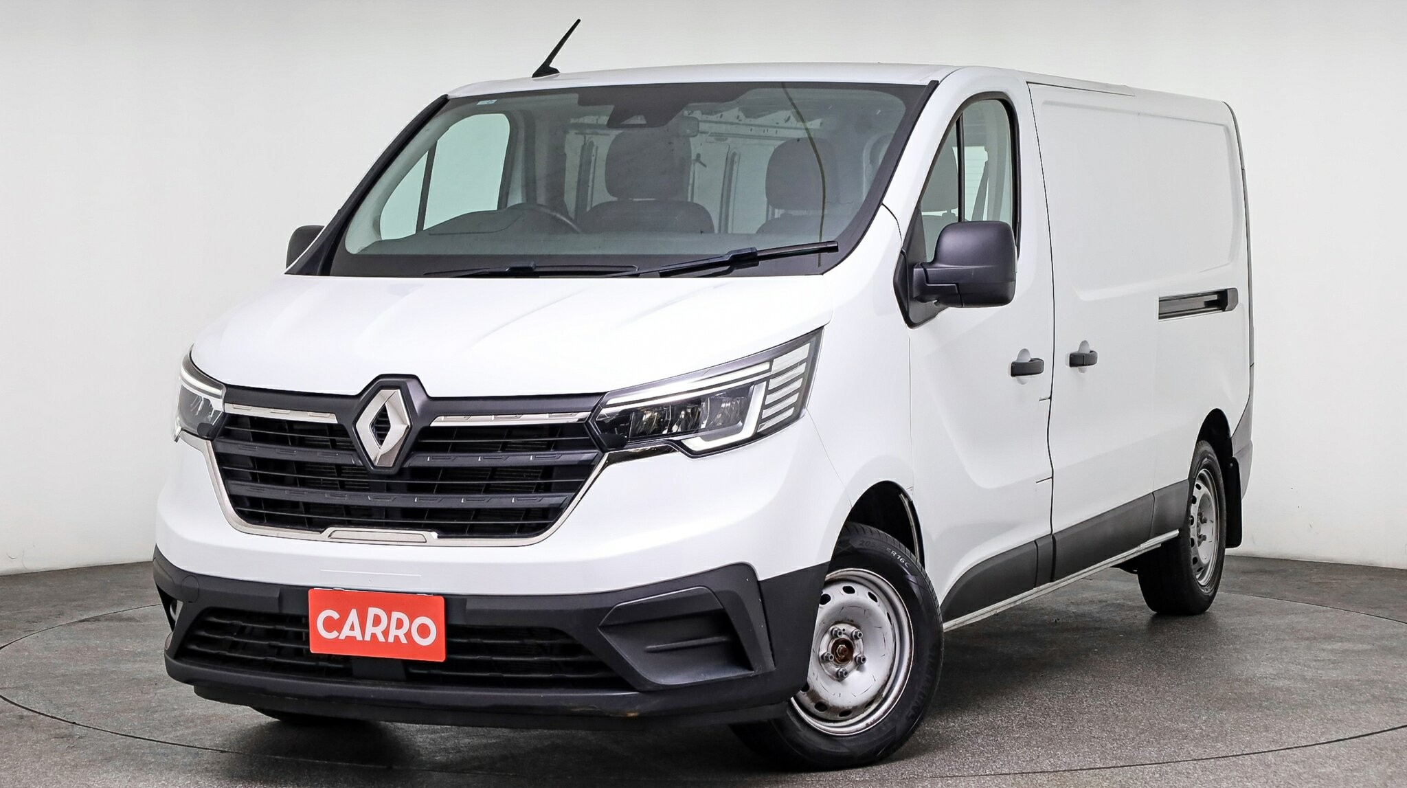 Renault Trafic image 2
