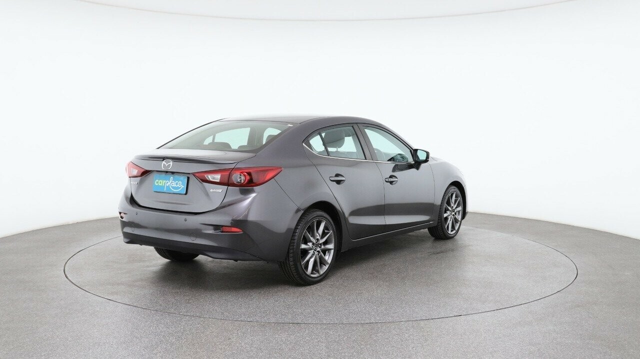 Mazda 3 image 4