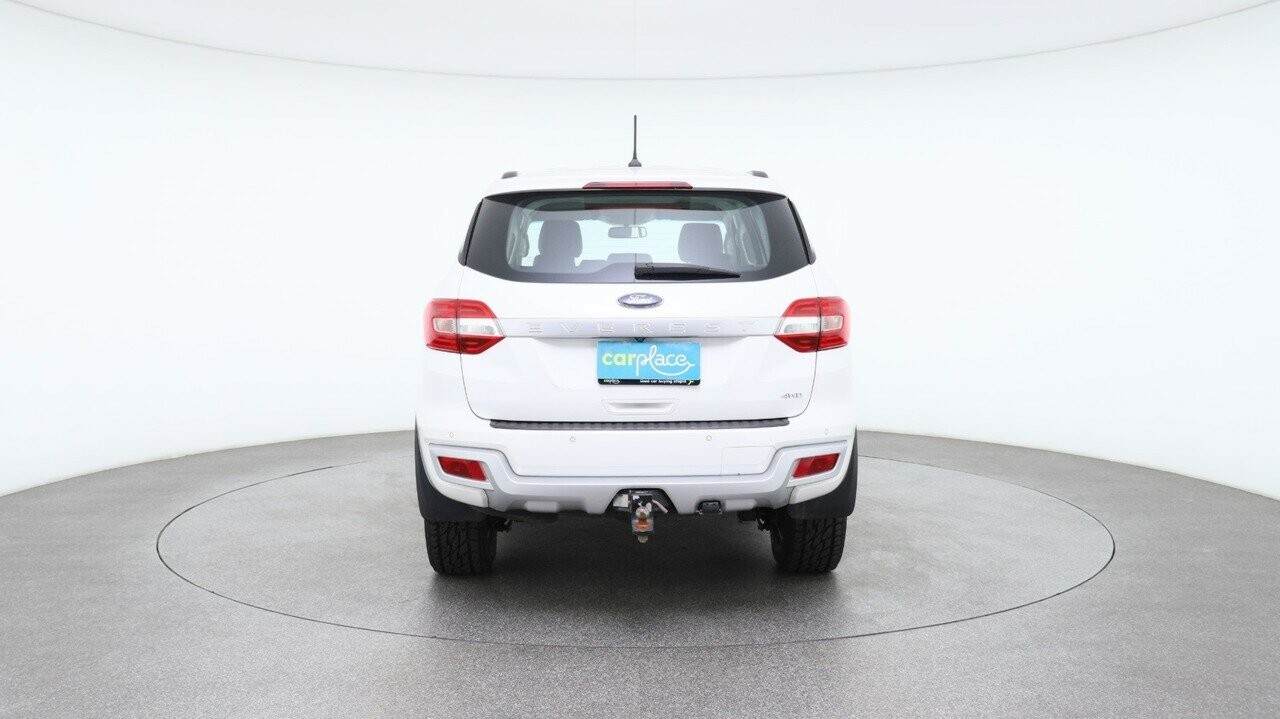 Ford Everest image 2
