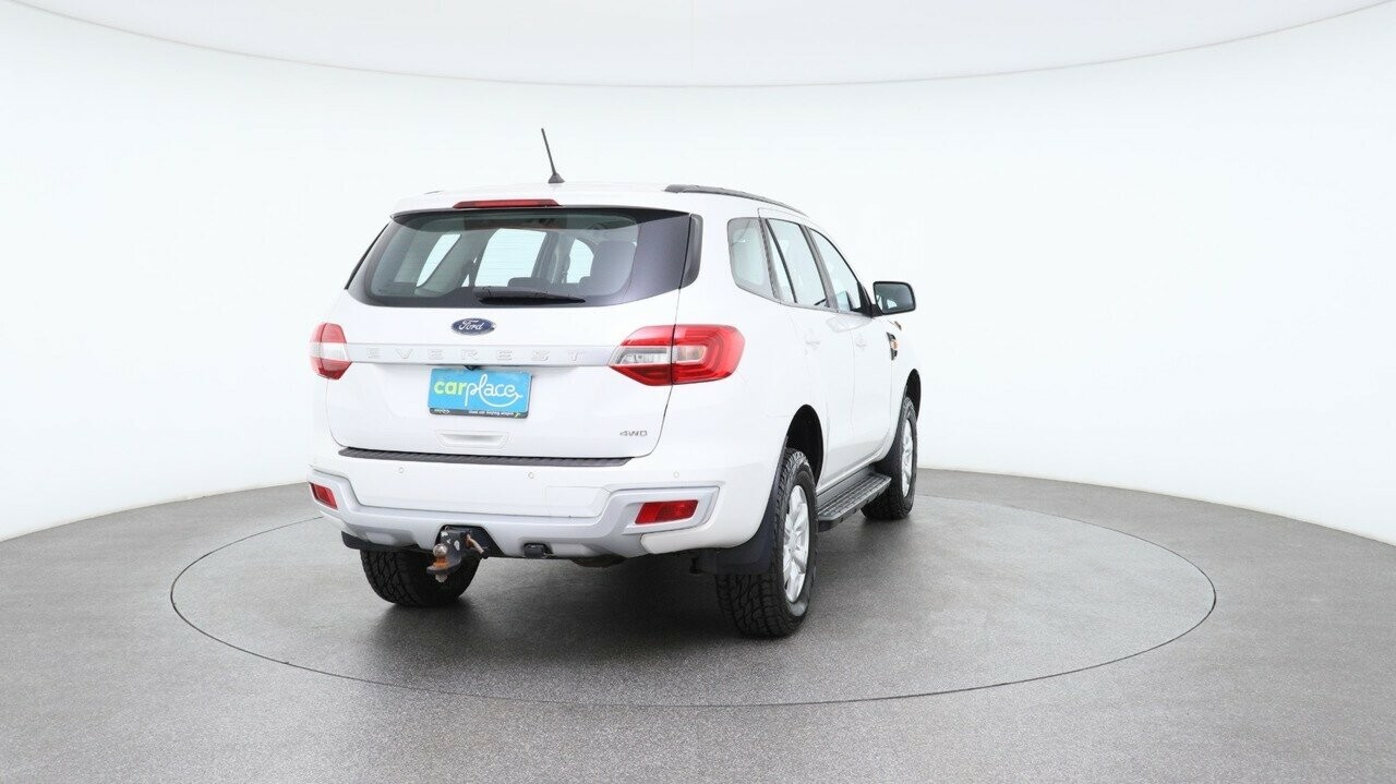 Ford Everest image 3